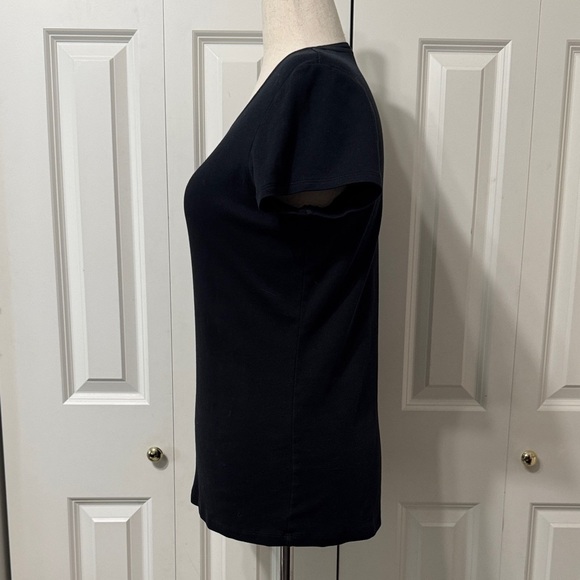 Banana Republic Black Short Sleeve, Scoop Neck Tee - Picture 2 of 7